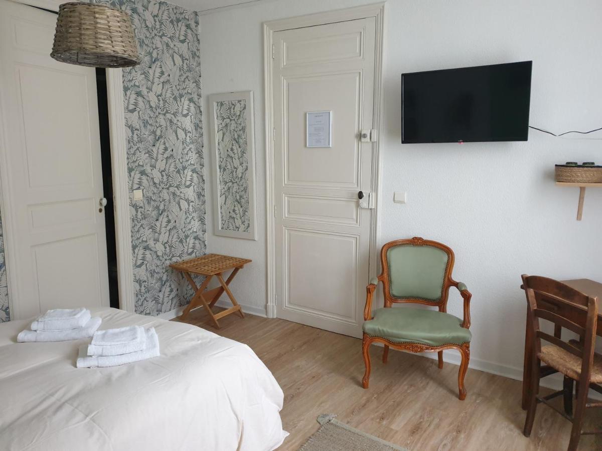 Chambres D'Hotes Et Gites- L'Abri Sous Roche Tautavel Kültér fotó