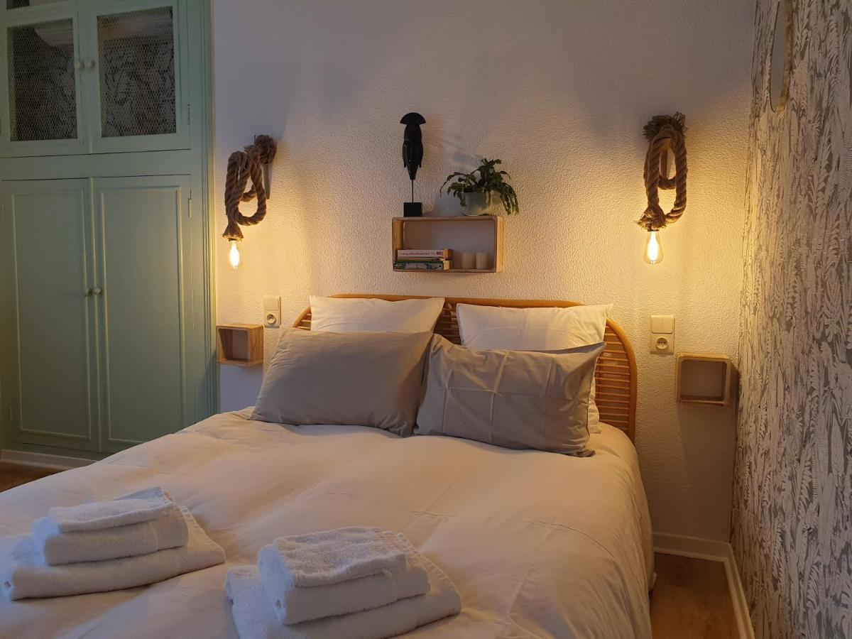 Chambres D'Hotes Et Gites- L'Abri Sous Roche Tautavel Kültér fotó