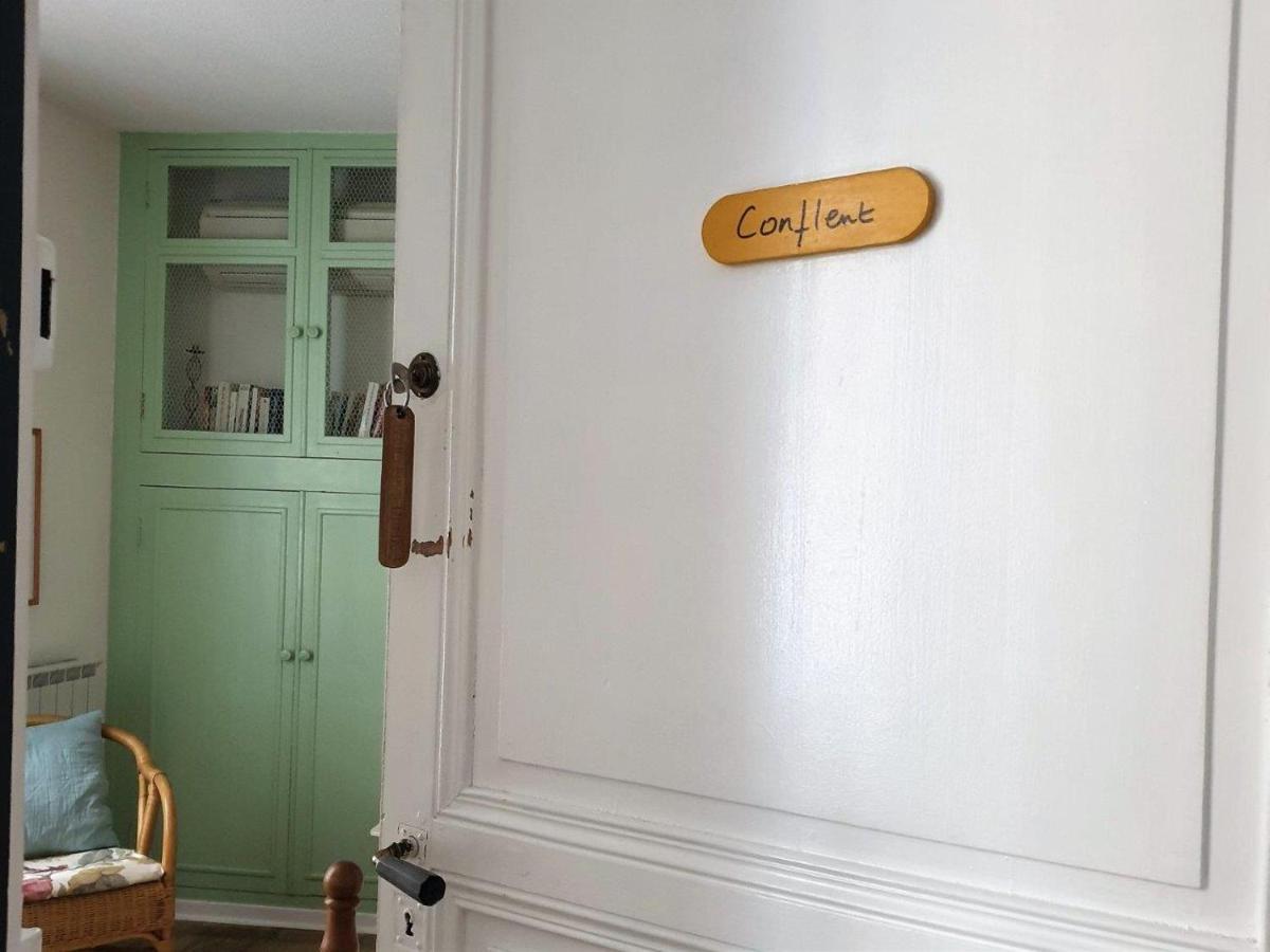 Chambres D'Hotes Et Gites- L'Abri Sous Roche Tautavel Kültér fotó