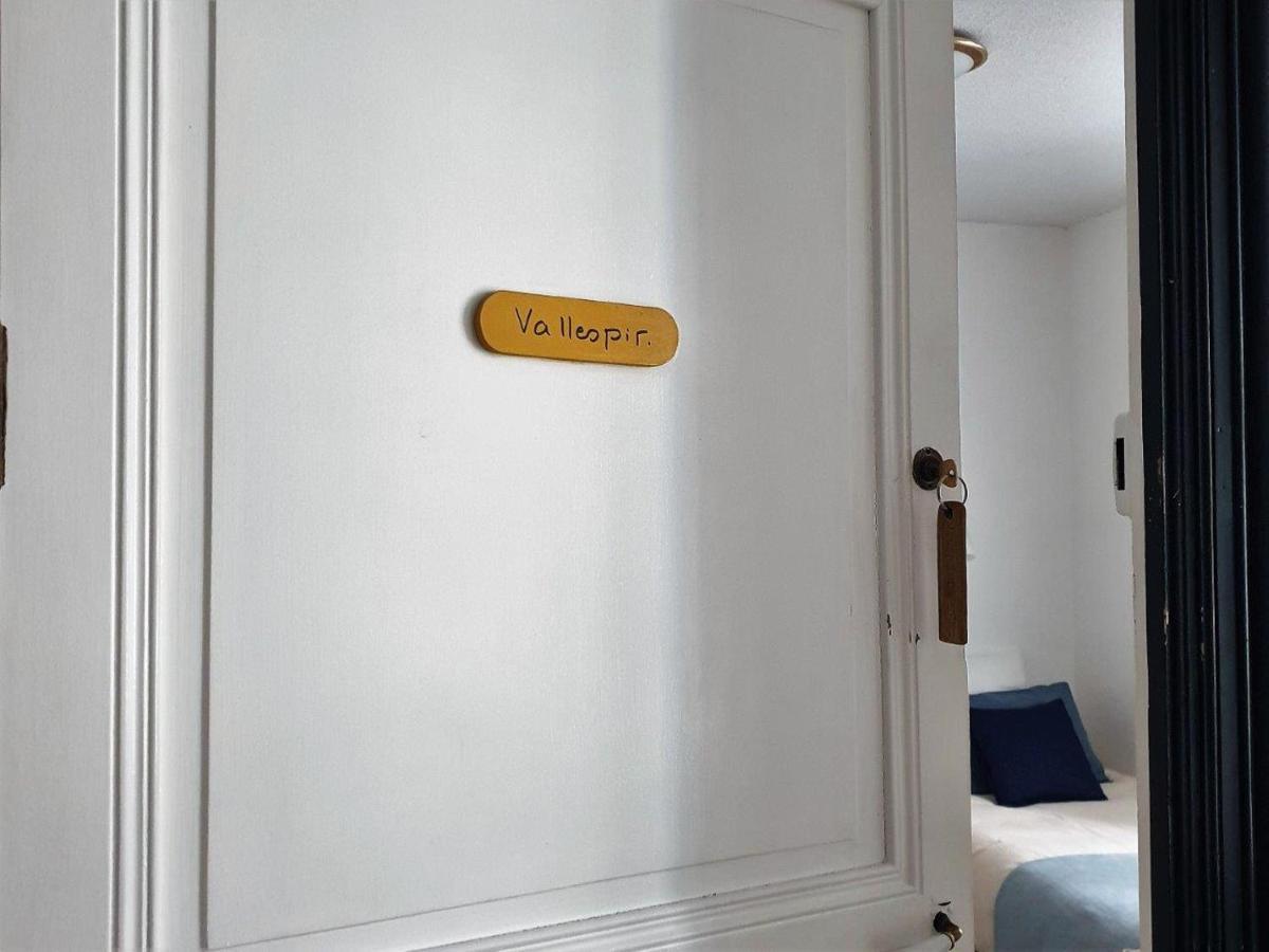 Chambres D'Hotes Et Gites- L'Abri Sous Roche Tautavel Kültér fotó