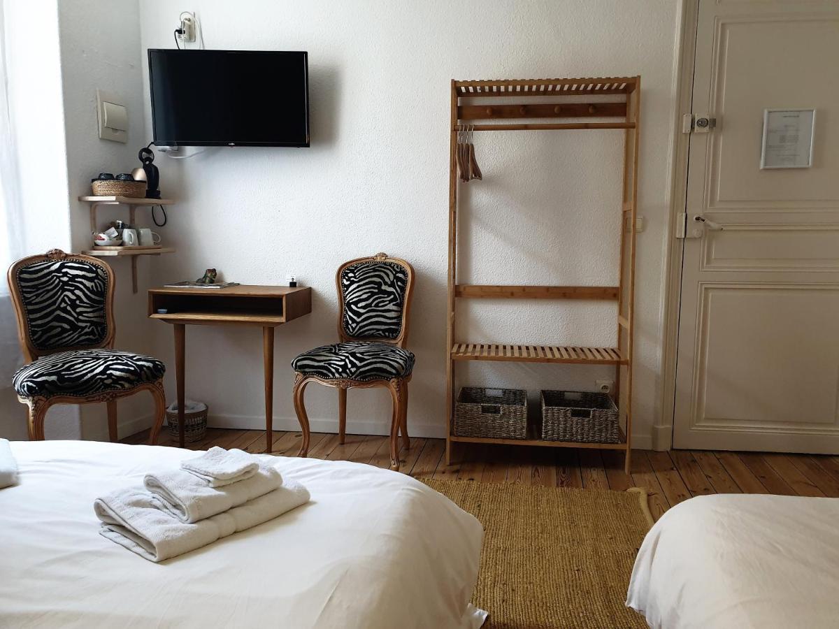 Chambres D'Hotes Et Gites- L'Abri Sous Roche Tautavel Kültér fotó